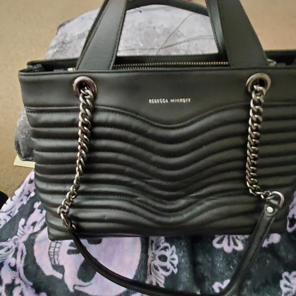 Rebecca Minkoff black quilted leather bag - Picture 3 of 10